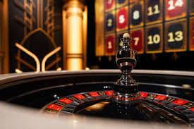 Dashboard olahraga dengan cakupan Liga 1, Piala AFF, Champions League, dan MotoGP
